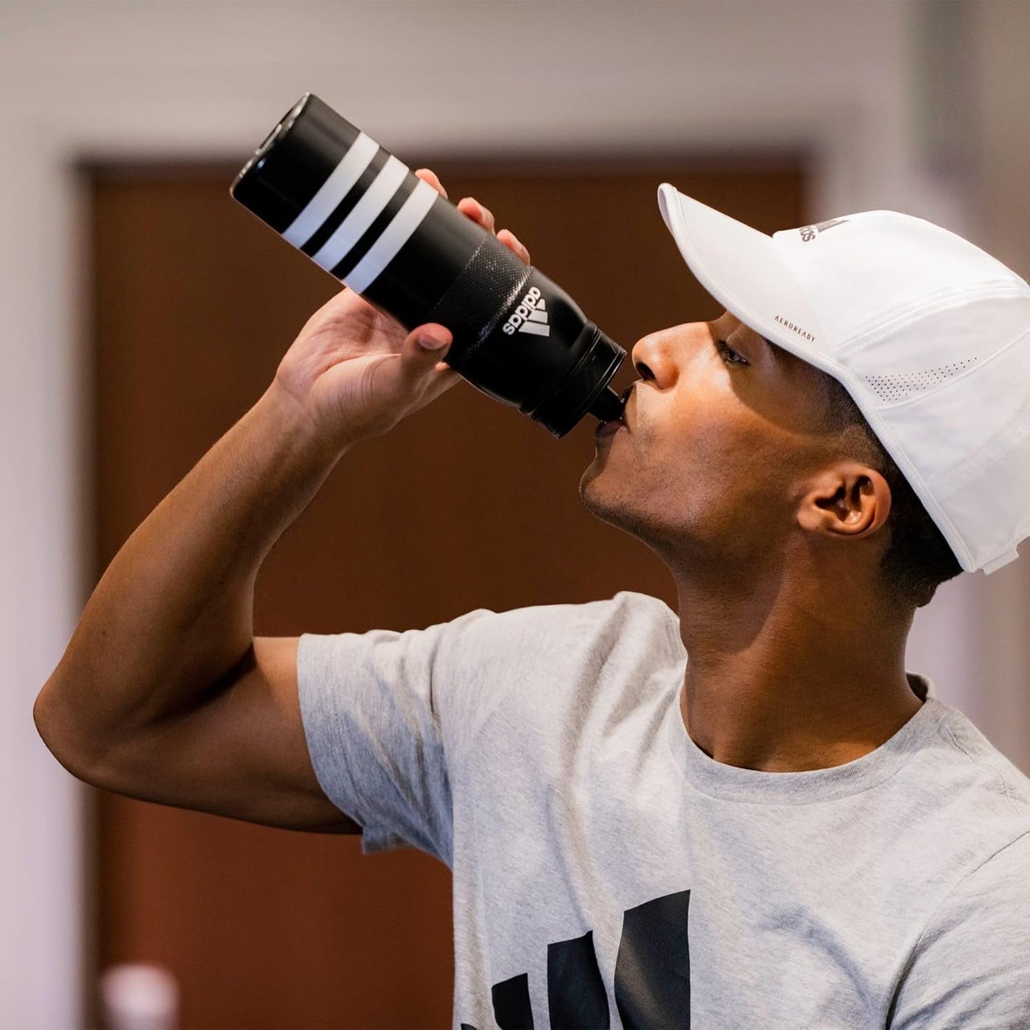 750 ML (28 Oz) Stadium Refillable Plastic Sport Water Bottle, Black/White, One Size